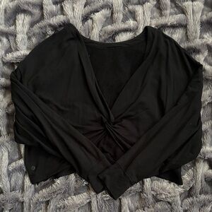 lululemon athletica Black Twist-Front Long Sleeve pullover size 12